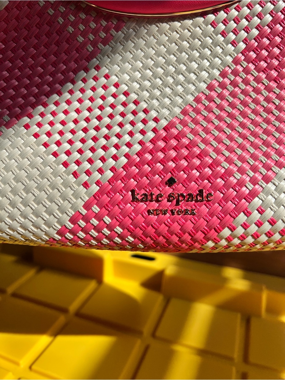 kate spade clutch pink and cream woven top-handle crossbody - Picture 2 of 7